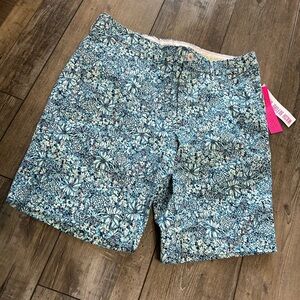 Lilly Pulitzer Men’s Beaumont shorts Cumulus Blue Blooming Together